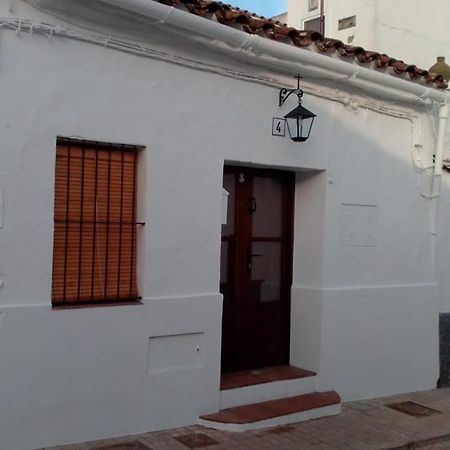 Mi Casita - Higuera De La Sierra Apartment Игера де ла Сиера Екстериор снимка